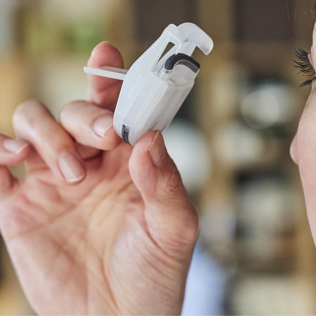 Muji Mini Foldable Eyelash Curler Compact Portable With Replaceable Rubber Pad